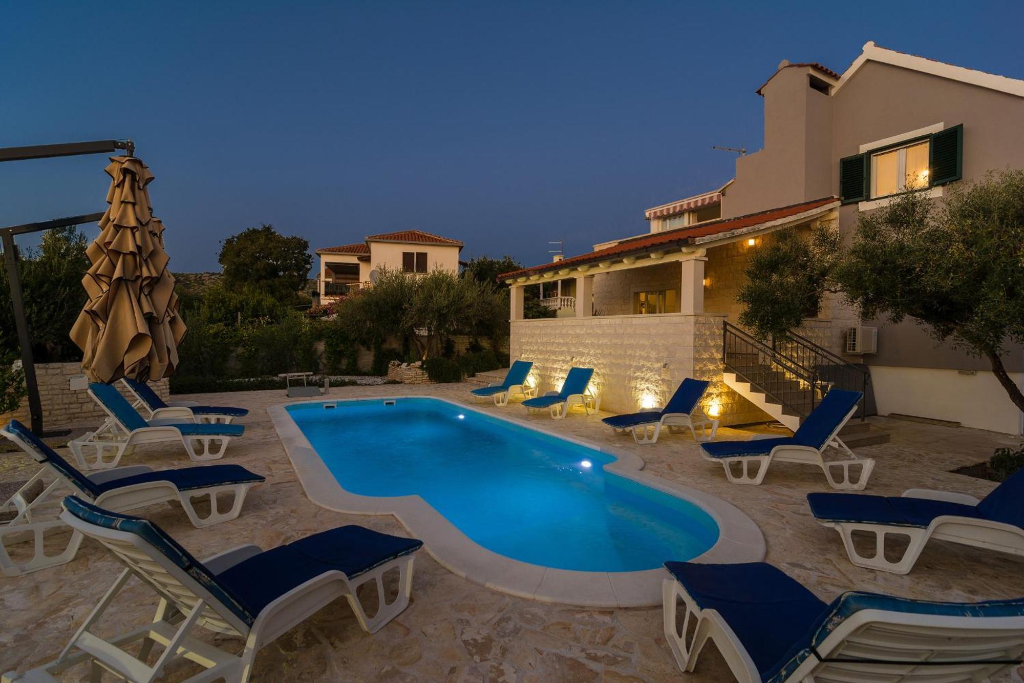 Villa Decima Milna  Buitenkant foto